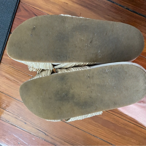 Loeffler Randall bow slides sz 7 - Picture 5 of 6